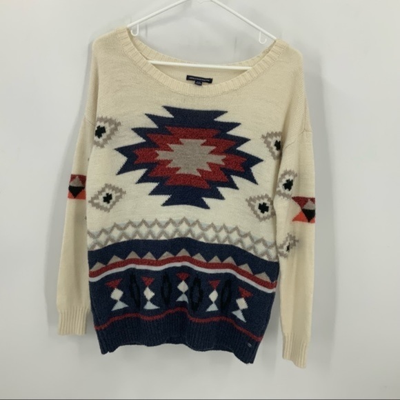 American Eagle wool blend Aztec print sweater M - Picture 3 of 9